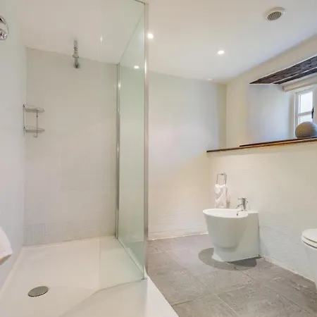 別荘 Carhullan Farmhouse - With Hot Tub & Dog-friendly *