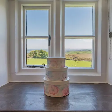 Carhullan Farmhouse - With Hot Tub & Dog-friendly بيت للعطل بامبتون